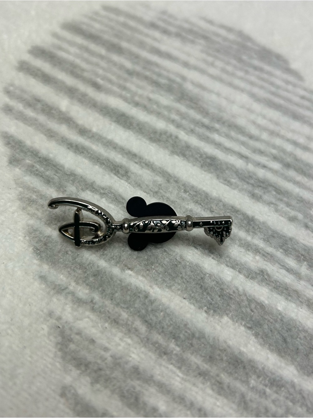 Disney Visa Cardmember Exclusive Opening Ceremony Key Pin